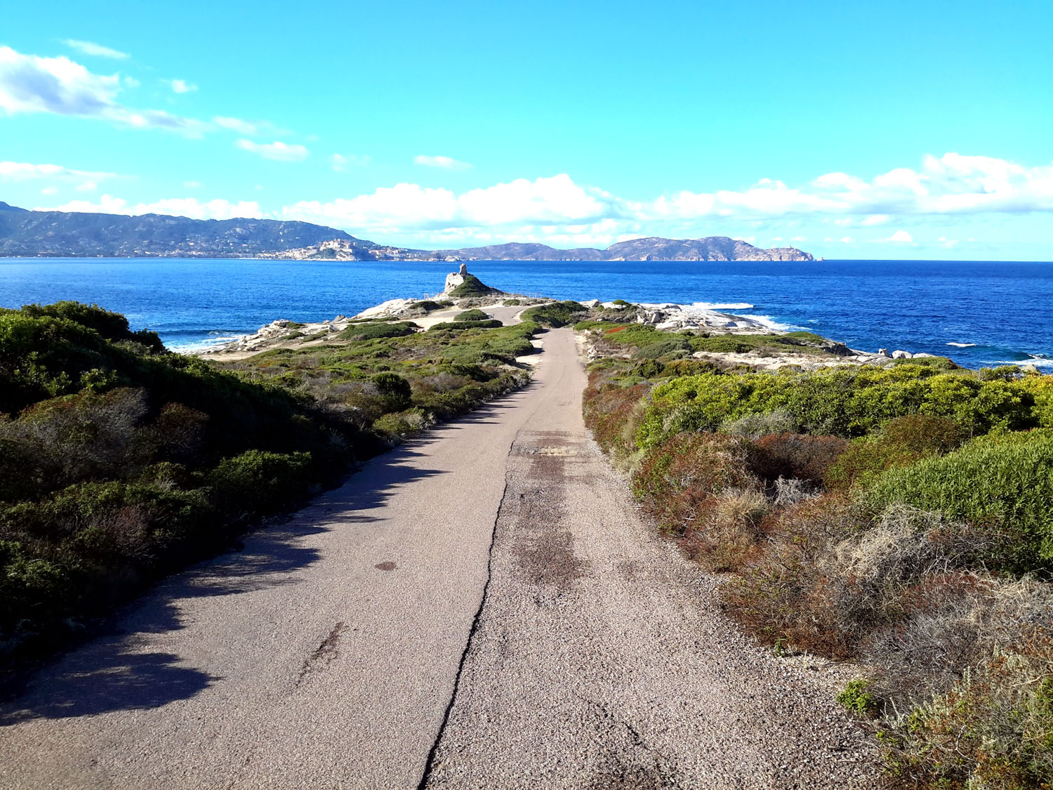 Pointe de Caldanu sur le littoral de Lumio
